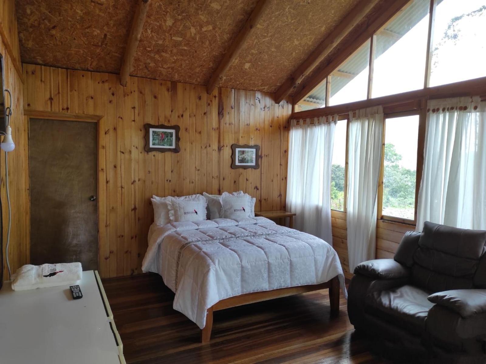 Hassinger Ranch Cabanas Оксапампа Стая снимка