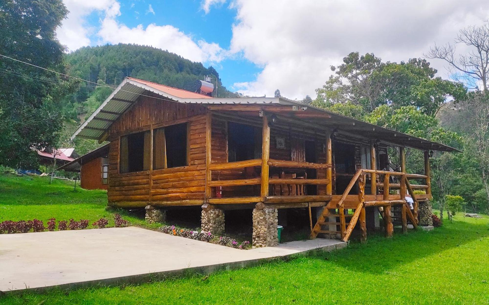 Hassinger Ranch Cabanas Оксапампа Стая снимка
