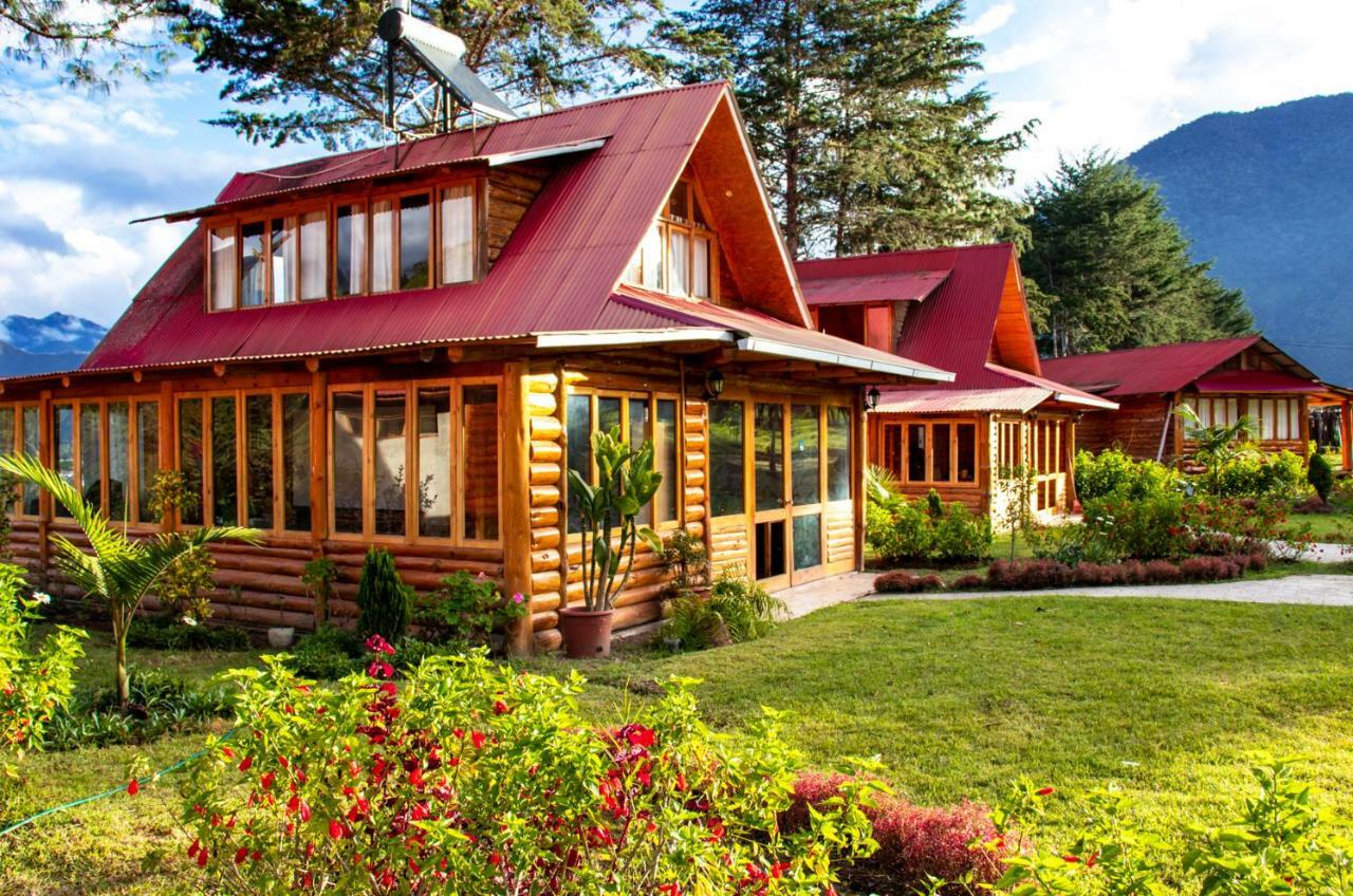 Hassinger Ranch Cabanas Оксапампа Екстериор снимка