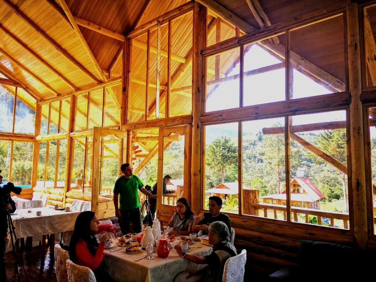 Hassinger Ranch Cabanas Оксапампа Екстериор снимка